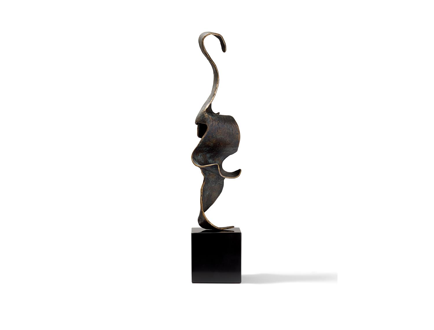 Bronz Fold Sculpture 